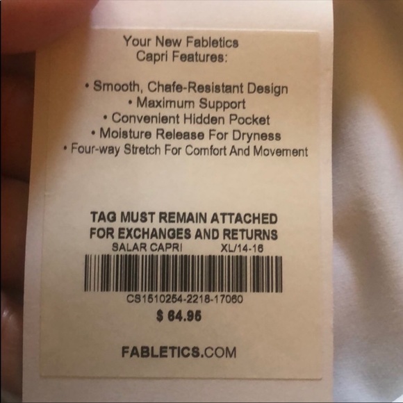 Fabletics Salar Printed Capris - Picture 5 of 6